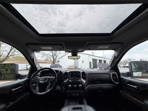 Used 2022 GMC Sierra 2500 Denali AWD/4WD image 27