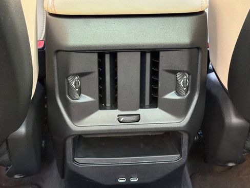 Used 2025 BMW X3 xDrive30i w/ Convenience Package image 16