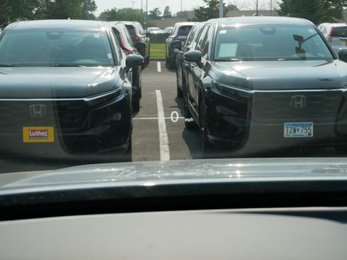 Certified 2026 Honda Pilot Black Edition image 33
