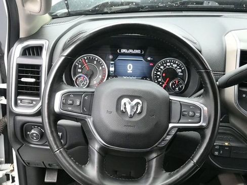 Used 2024 RAM 2500 Laramie AWD/4WD image 19