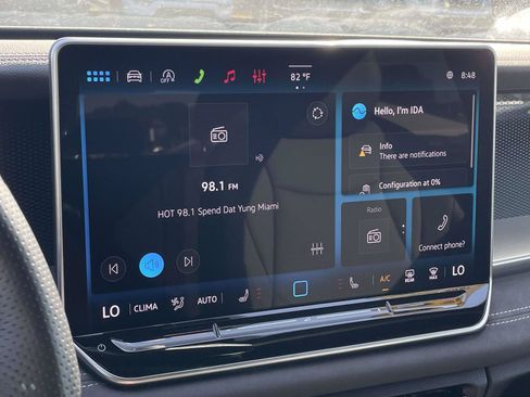 Certified 2026 Volkswagen Tiguan SE R-Line FWD image 25