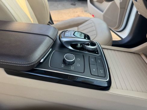 Used 2019 Mercedes-Benz GLE 43 AMG 4MATIC image 22