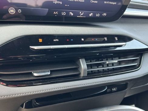 Used 2026 Buick Enclave Sport Touring w/ Super Cruise Package AWD/4WD image 47