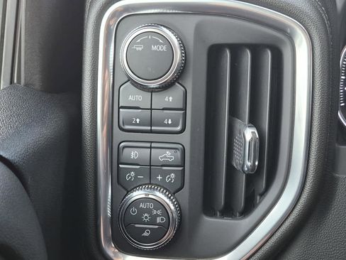 Certified 2022 GMC Sierra 2500 SLT w/ SLT Convenience Package image 17