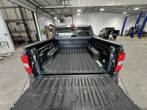 Certified 2025 Ford Maverick XLT w/ XLT Luxury Package AWD/4WD image 25