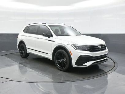 Used 2023 Volkswagen Tiguan SE R-Line
