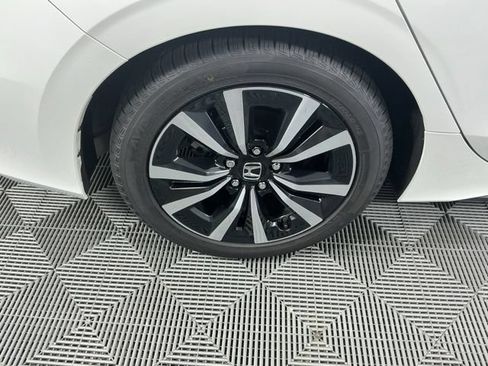 Certified 2023 Honda Civic EX-L image 36