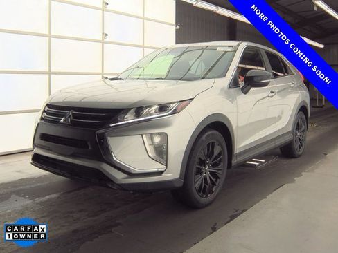 Used 2020 Mitsubishi Eclipse Cross SE image 2