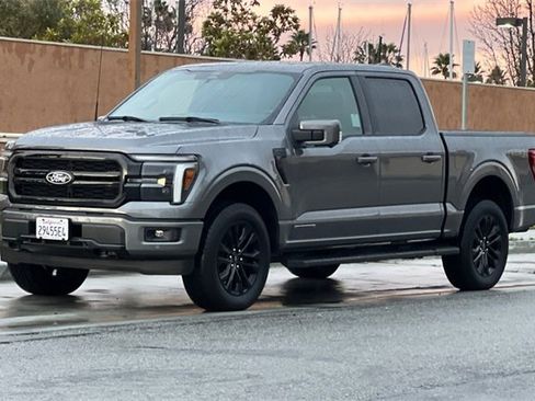 Used 2025 Ford F150 Lariat w/ Equipment Group 502A High image 8