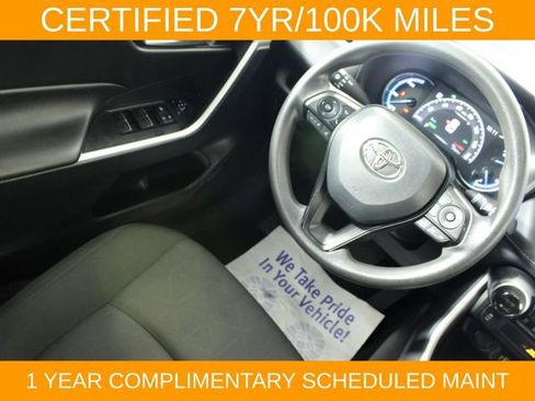 Used 2025 Toyota RAV4 XLE AWD/4WD image 16