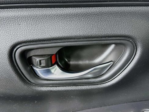 Used 2025 Honda HR-V Sport image 23