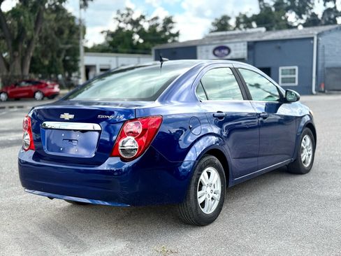 Used 2013 Chevrolet Sonic LT image 5