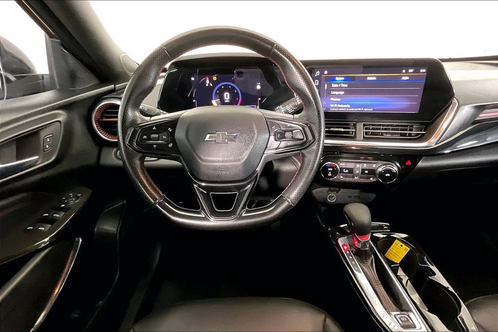 Used 2024 Chevrolet Trax RS FWD image 6