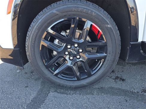 Used 2023 Chevrolet Traverse Premier w/ Redline Edition image 21