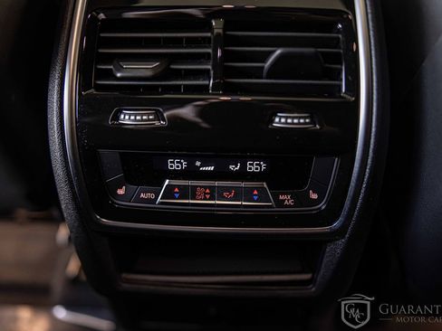 Used 2025 BMW X6 M Competition w/ Executive Package image 37