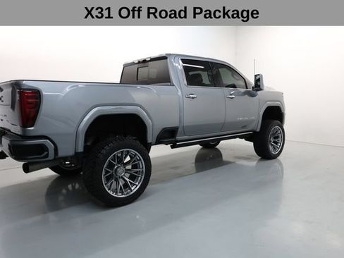 Used 2025 GMC Sierra 2500 Denali Ultimate AWD/4WD image 15