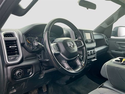 Used 2021 RAM 1500 Big Horn image 9