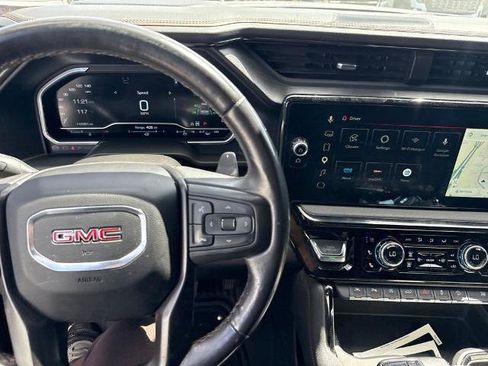 Used 2024 GMC Sierra 1500 Elevation w/ Elevation Premium Package AWD/4WD image 8