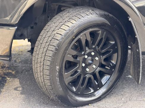 Used 2012 Ford F150 Platinum image 17