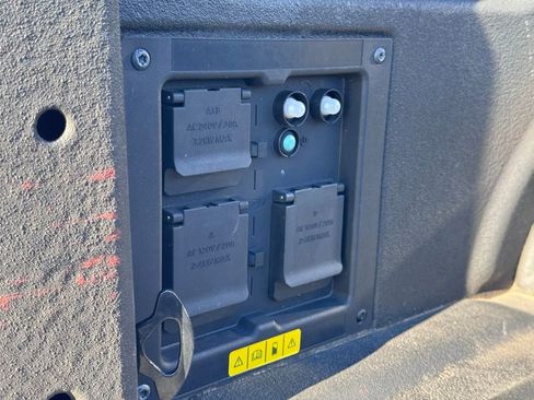 Used 2023 Ford F150 Lightning Pro image 40