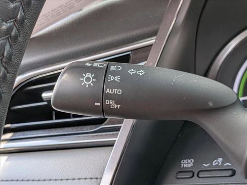 Used 2024 Toyota Camry SE FWD image 8