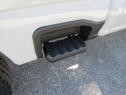 New 2026 Ford F250 Lariat image 13