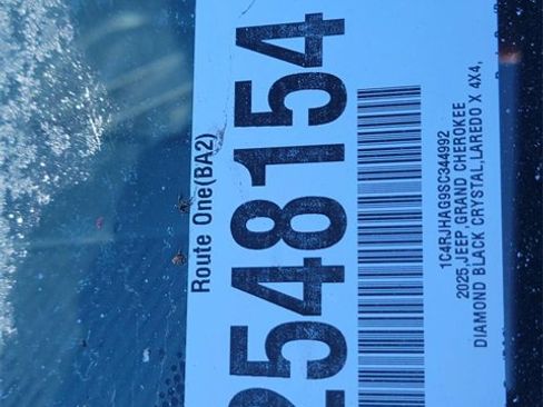 New 2025 Jeep Grand Cherokee Laredo X w/ Luxury Tech Group I image 38