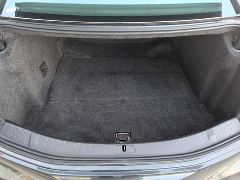 Used 2015 Cadillac XTS Luxury image 22