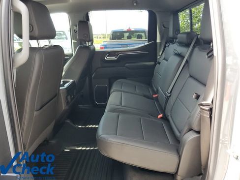 Used 2024 Chevrolet Silverado 1500 RST w/ Convenience Package II AWD/4WD image 11