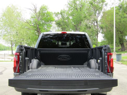 New 2026 Ford F150 XLT w/ Equipment Group 302A MID AWD/4WD image 18