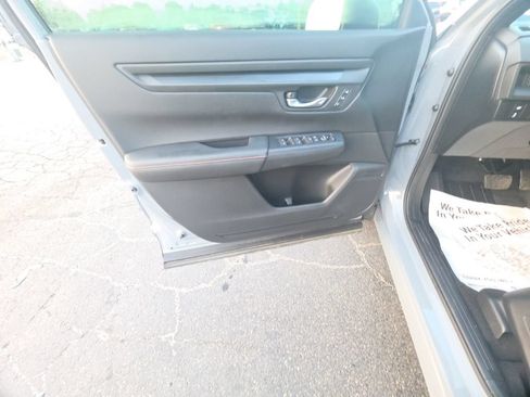 Used 2025 Honda CR-V Sport-L image 14