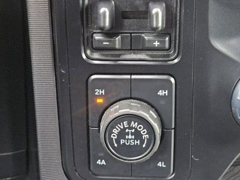 Certified 2023 Ford F150 Platinum w/ Equipment Group 701A High image 21