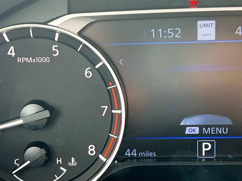 New 2025 Nissan Altima 2.5 SL image 12