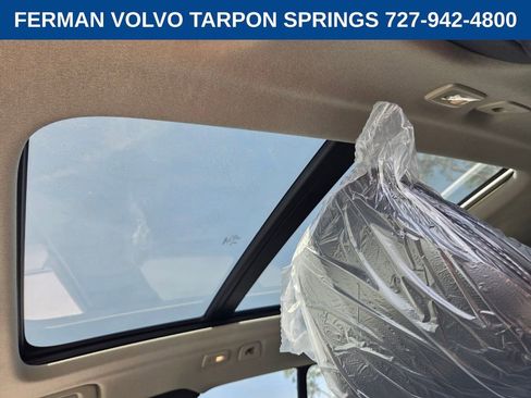 New 2026 Volvo XC40 B5 Plus w/ Protection Package Premier AWD/4WD image 22
