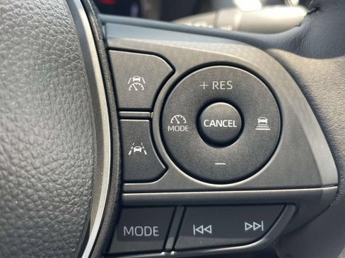 Used 2026 Toyota Corolla SE FWD image 17