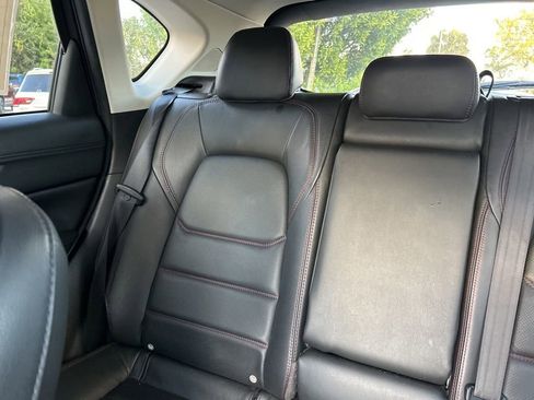 Used 2024 MAZDA CX-5 Carbon Edition image 12