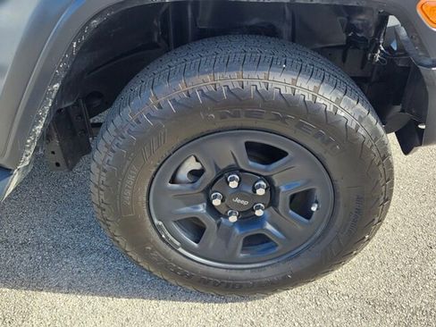 Used 2024 Jeep Wrangler Sport image 14