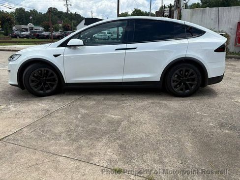 Used 2023 Tesla Model X AWD/4WD image 4