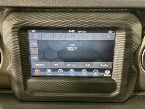 Used 2023 Jeep Wrangler Unlimited w/ Cold Weather Group AWD/4WD image 19