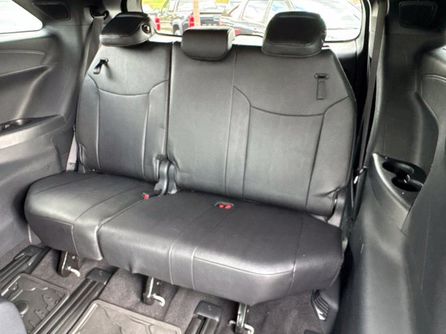 Used 2026 Toyota Sienna XLE Woodland Edition AWD/4WD image 8