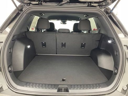 New 2026 Chevrolet Equinox LT w/ Safety and Technology Package AWD/4WD image 11