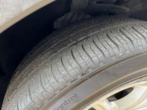 Used 2021 Ford Explorer 4WD w/ Class III Trailer Tow Package image 17