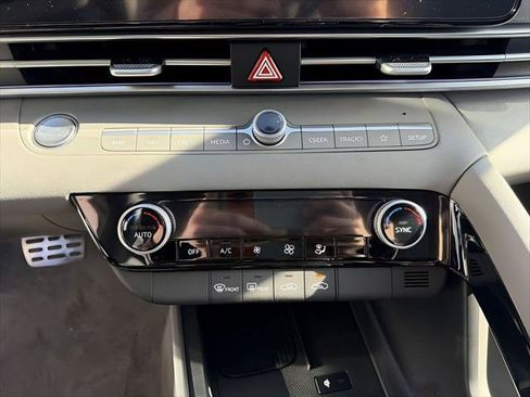New 2026 Hyundai Elantra Sport w/ Cargo Package FWD image 21