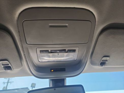 Used 2022 GMC Canyon Elevation w/ Elevation Premium Package image 21