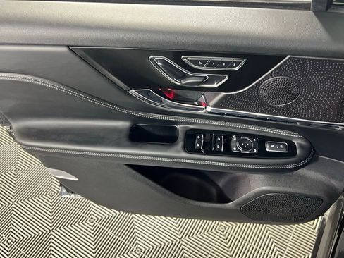 Used 2024 Lincoln Corsair Grand Touring image 22