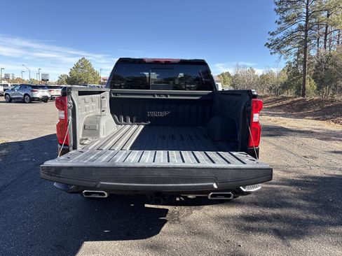 Used 2023 Chevrolet Silverado 1500 High Country w/ High Country Premium Package image 10