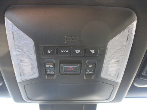 Used 2021 Toyota RAV4 XSE image 23