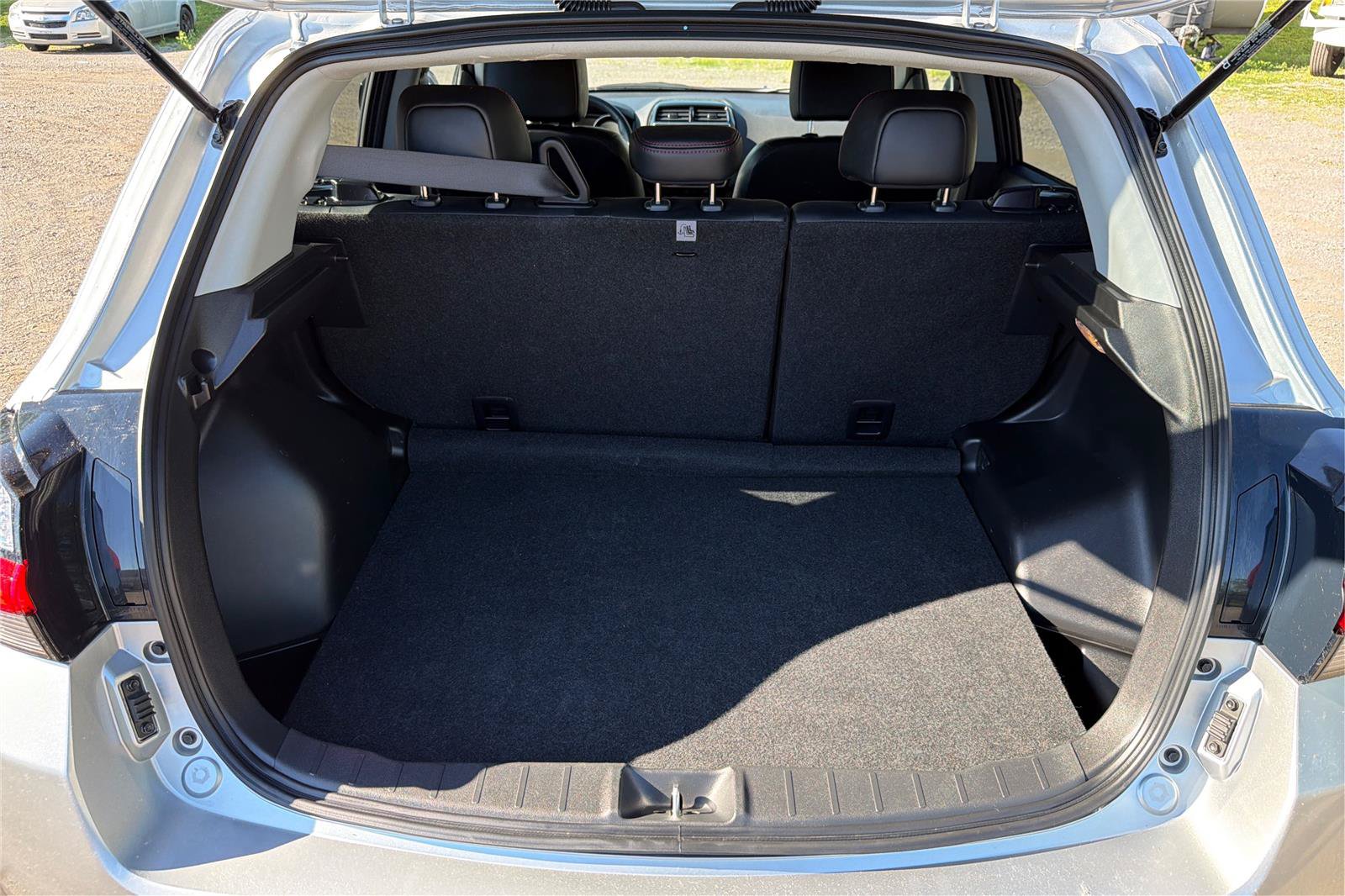 Used 2025 Mitsubishi Outlander Sport SE AWD/4WD image 12