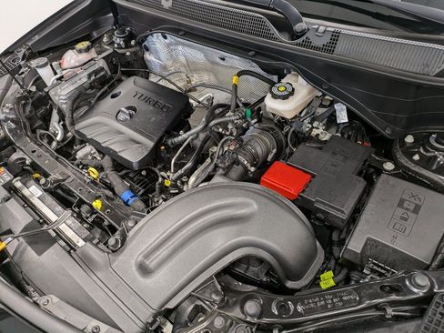 Used 2022 Buick Encore GX Essence w/ Advanced Technology Package image 30