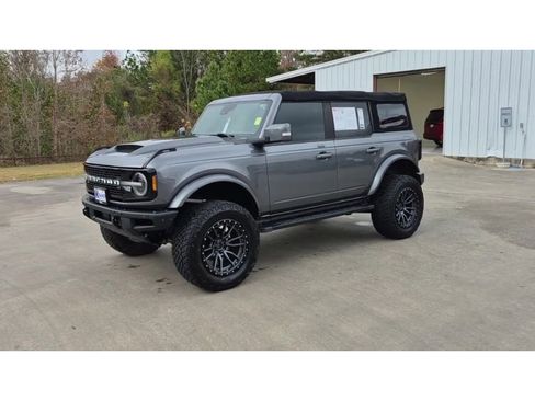 Used 2022 Ford Bronco Outer Banks image 4
